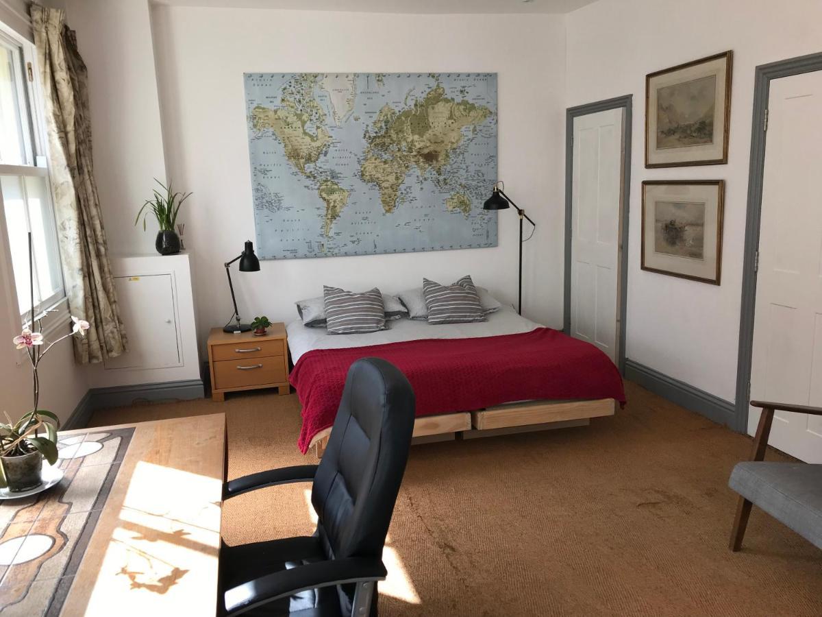 Lake Street Accommodation Oxford Bagian luar foto